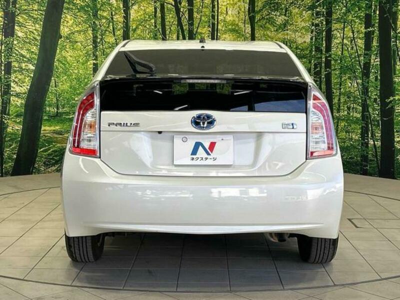 PRIUS-15