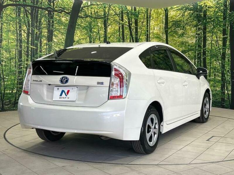 PRIUS-1