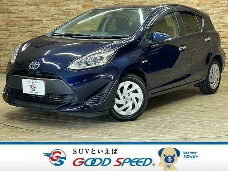 TOYOTA　AQUA