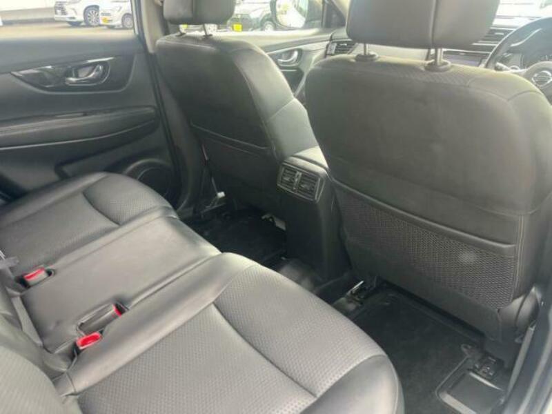 X-TRAIL-4