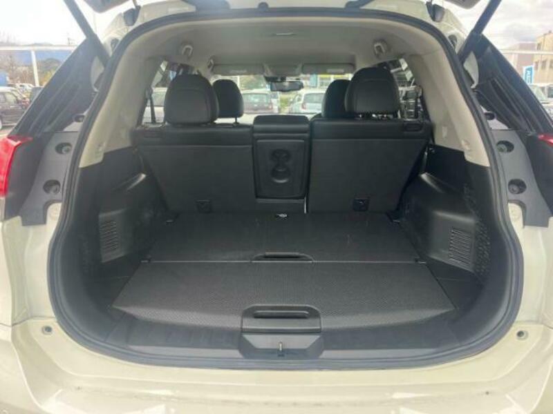 X-TRAIL-7