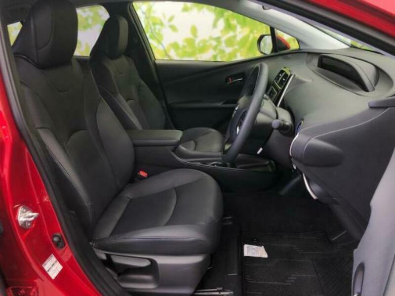 PRIUS-3