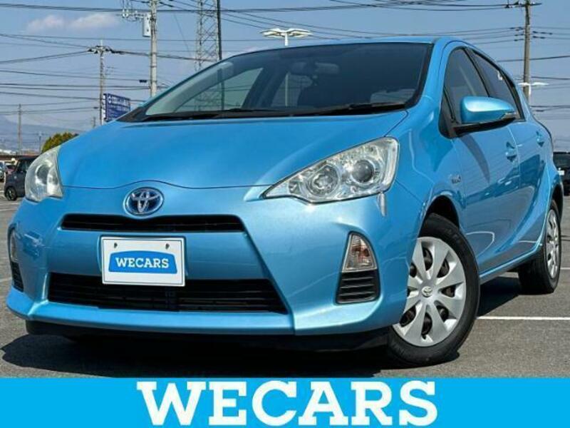 TOYOTA　AQUA