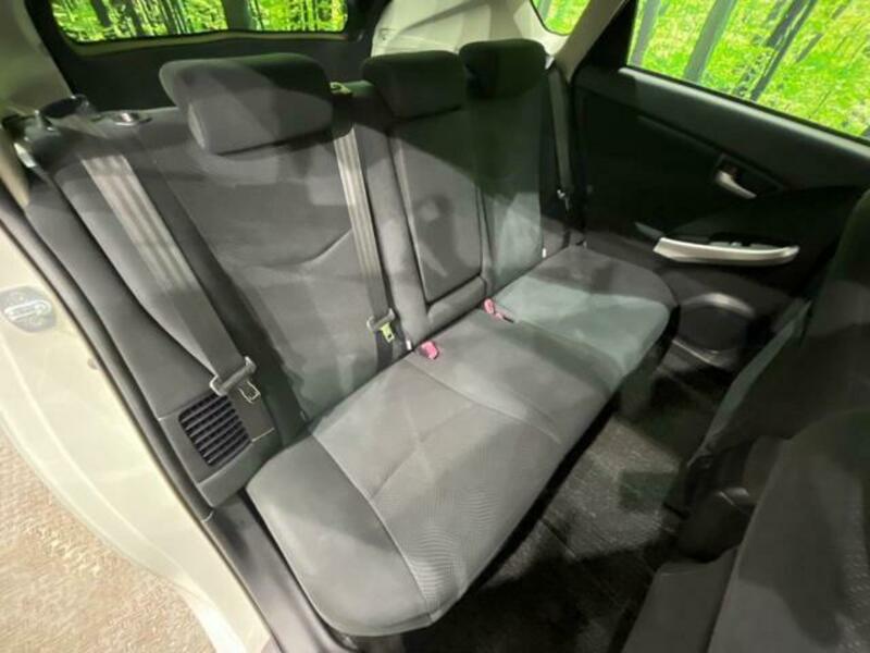 PRIUS-8