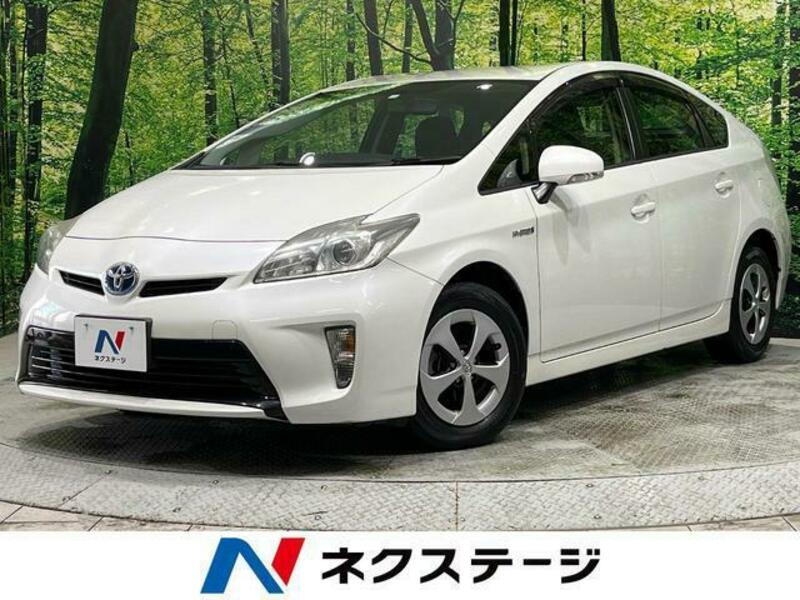 TOYOTA　PRIUS