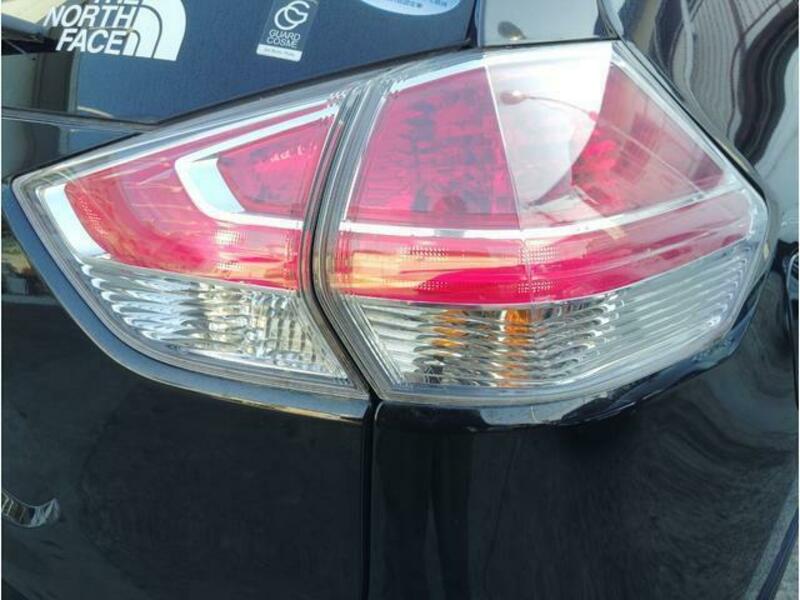 X-TRAIL-19