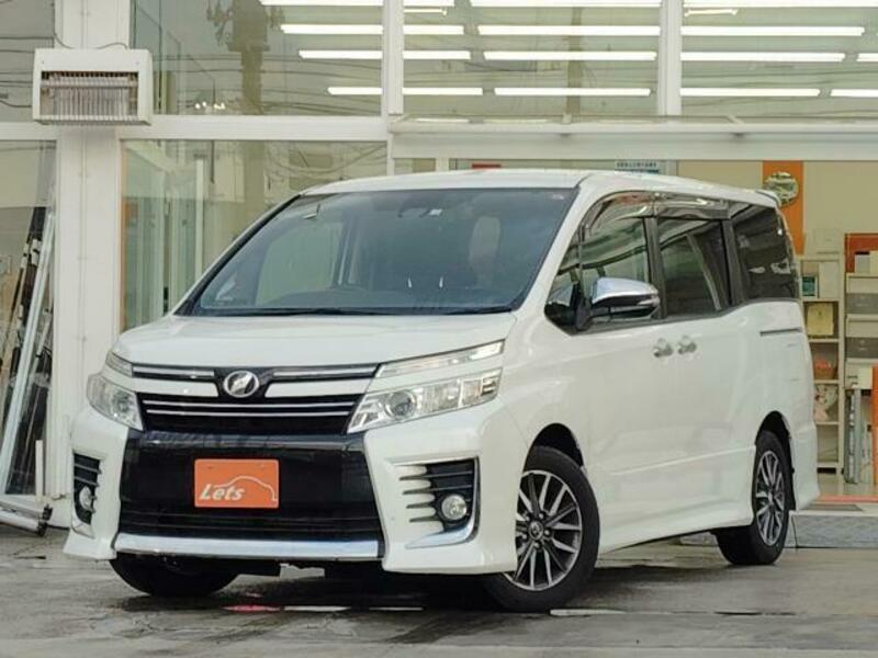TOYOTA　VOXY