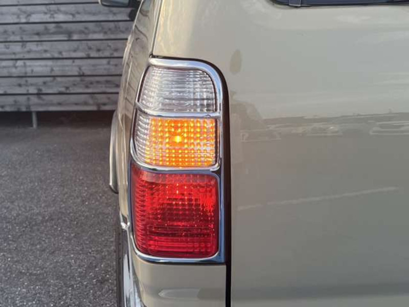 HILUX SURF
