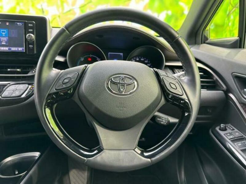 C-HR-13