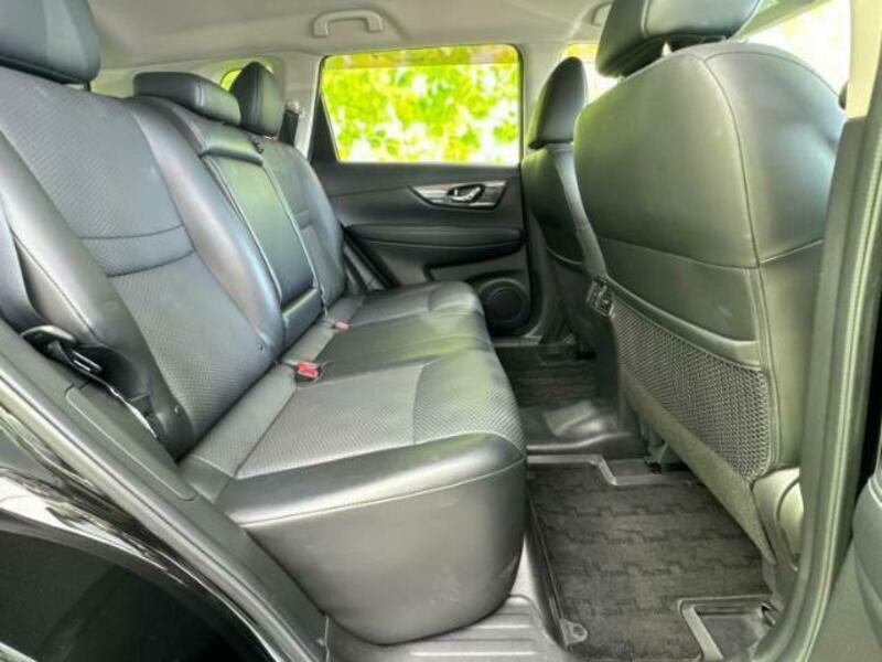 X-TRAIL-4