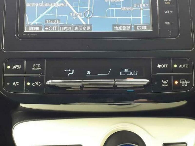 PRIUS-10