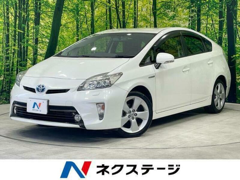 TOYOTA　PRIUS
