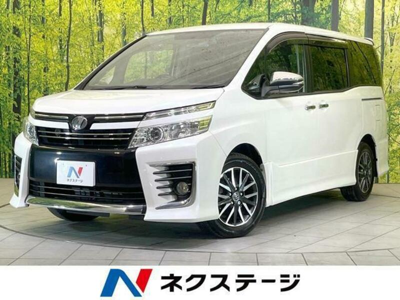 TOYOTA　VOXY