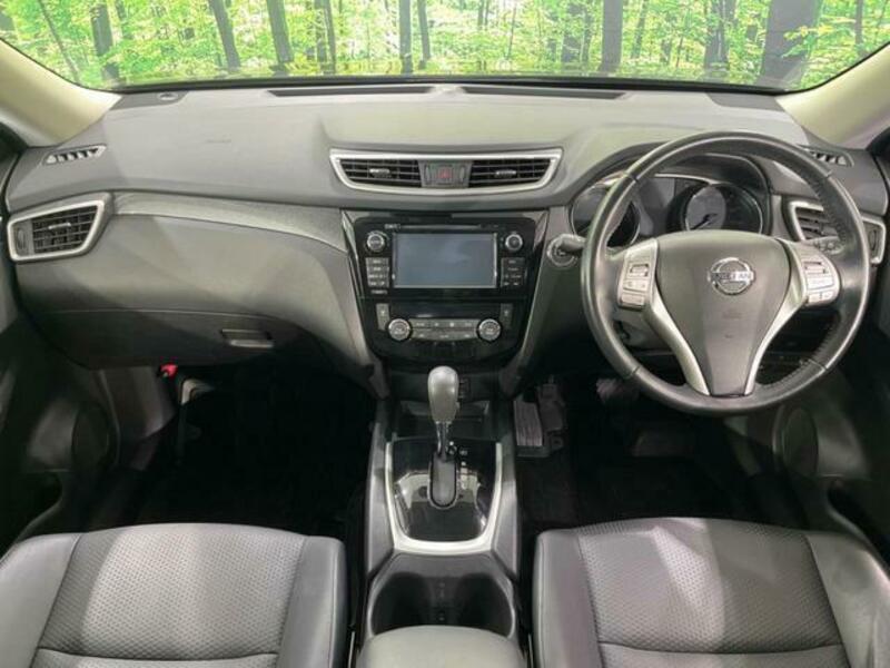 X-TRAIL-1