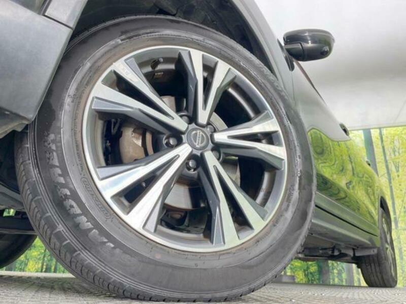 X-TRAIL-12