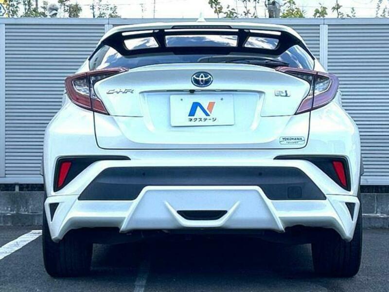 C-HR-17