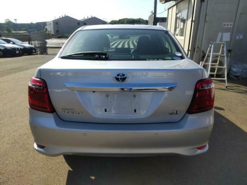 COROLLA AXIO