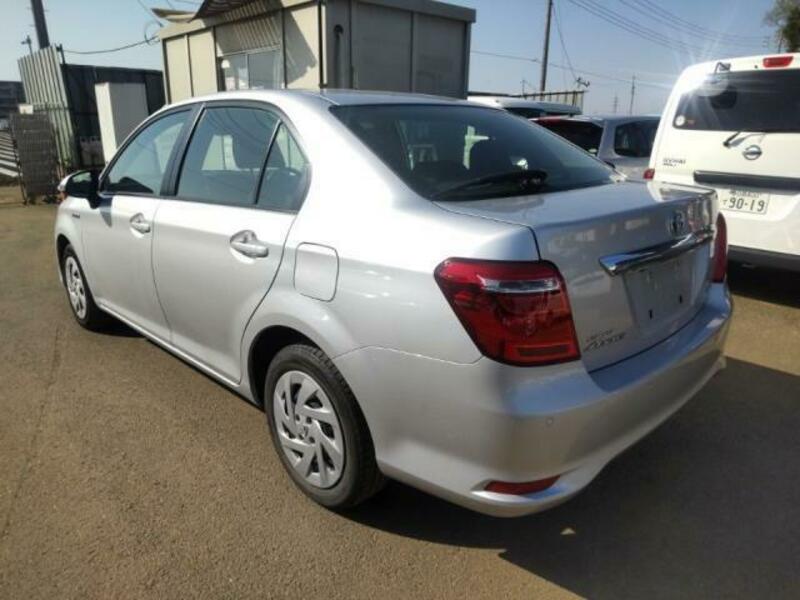 COROLLA AXIO