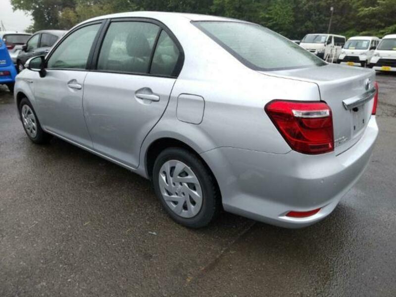 COROLLA AXIO