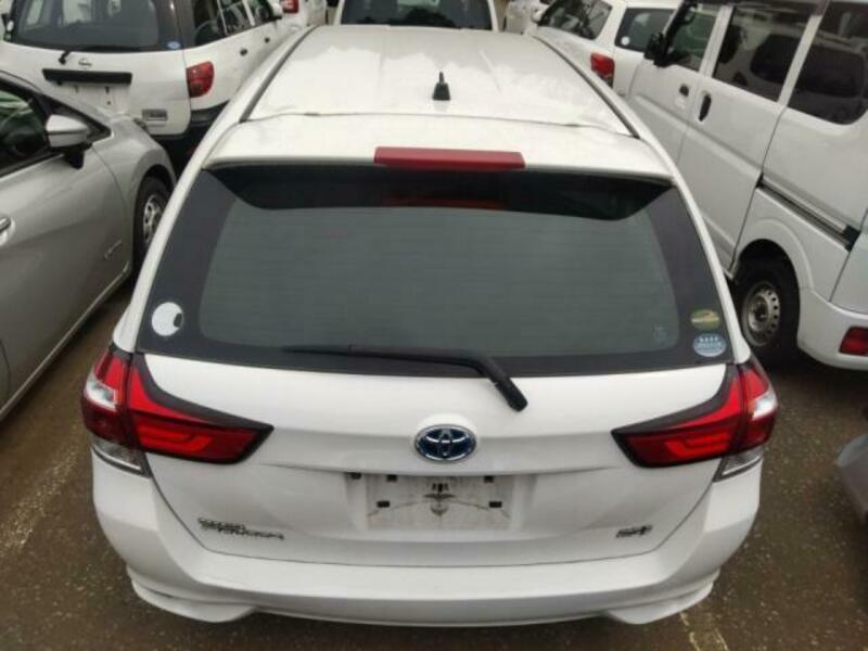 COROLLA FIELDER