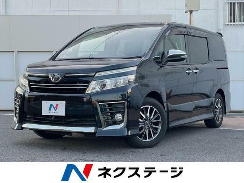 TOYOTA　VOXY