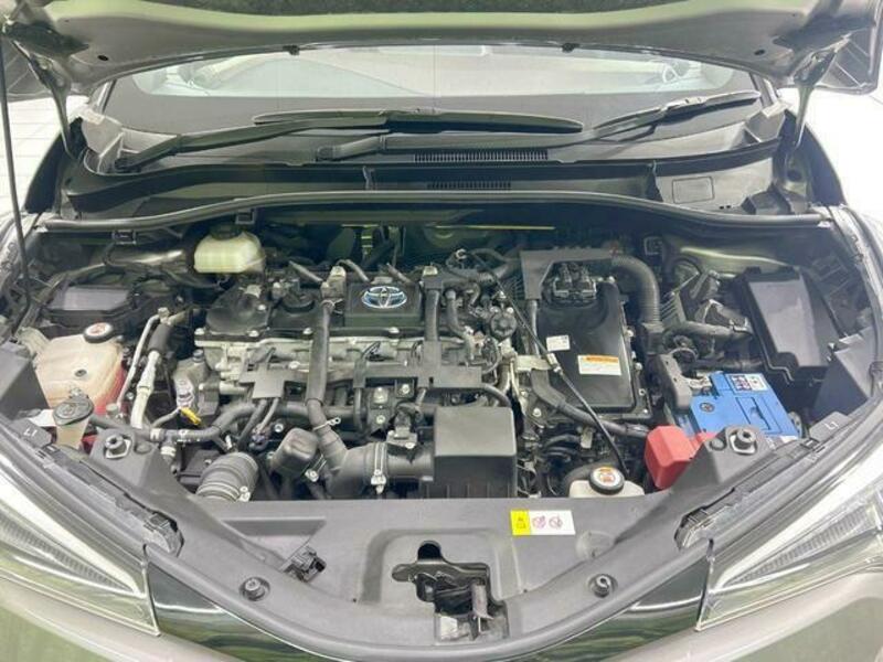 C-HR-17