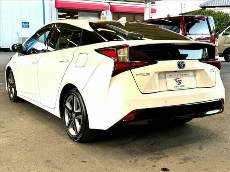 PRIUS-14