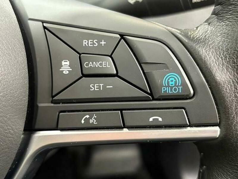 X-TRAIL-4