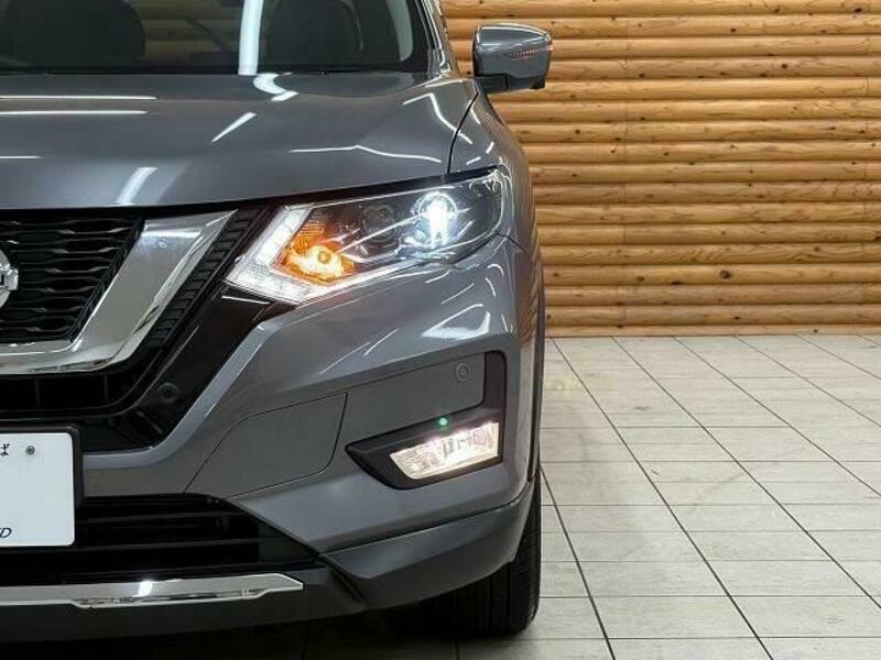X-TRAIL-9