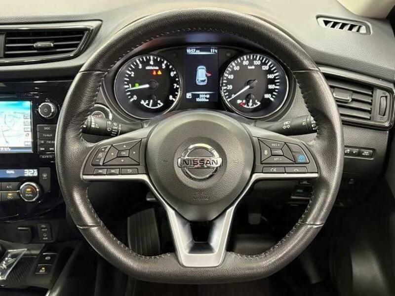 X-TRAIL-12