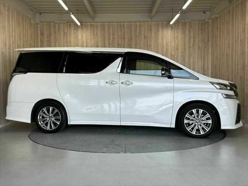 VELLFIRE-19