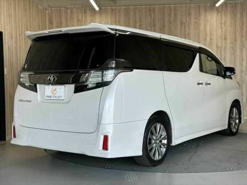 VELLFIRE-20