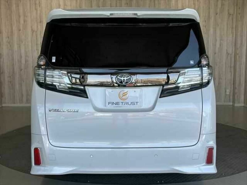 VELLFIRE-21