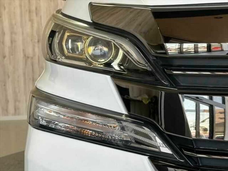 VELLFIRE-25