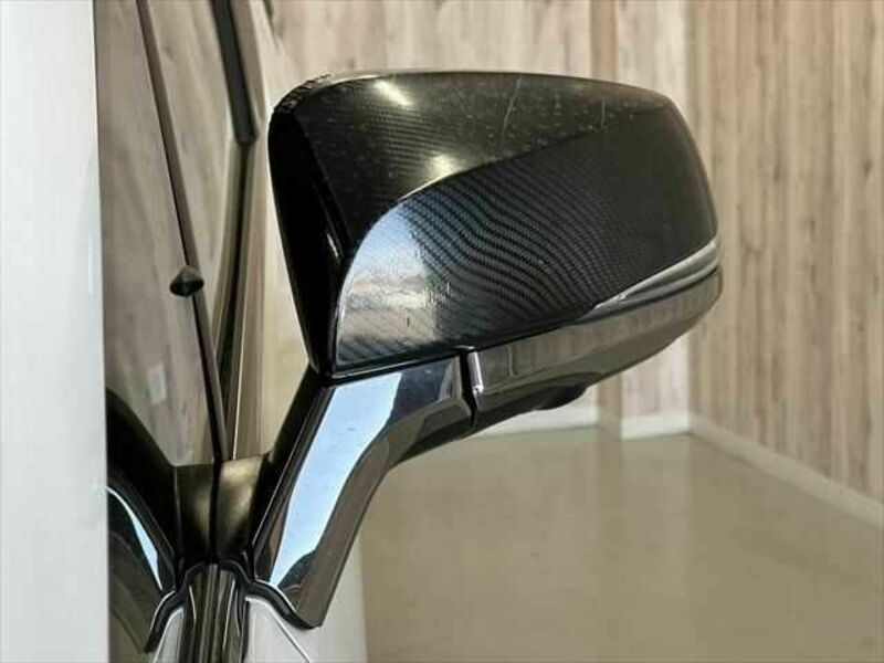 VELLFIRE-28