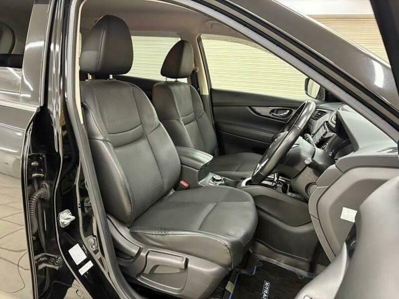X-TRAIL-7