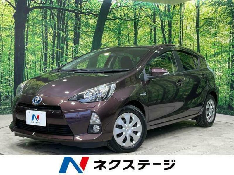 TOYOTA　AQUA