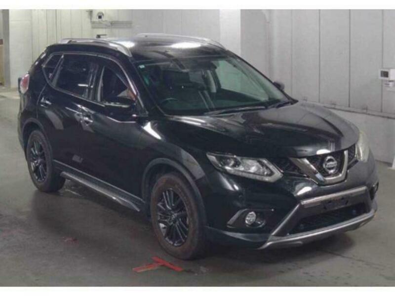 NISSAN　X-TRAIL