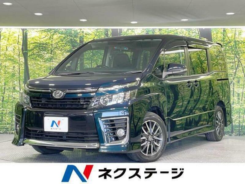 TOYOTA　VOXY