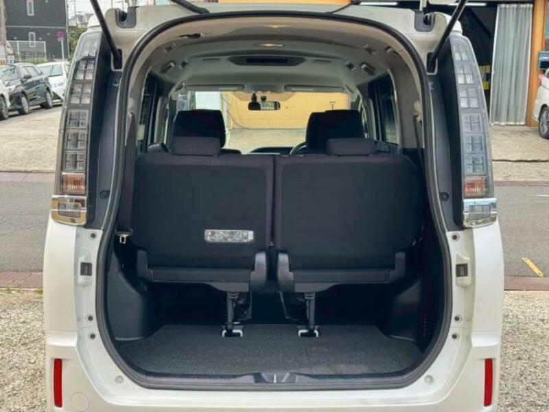 VOXY-17