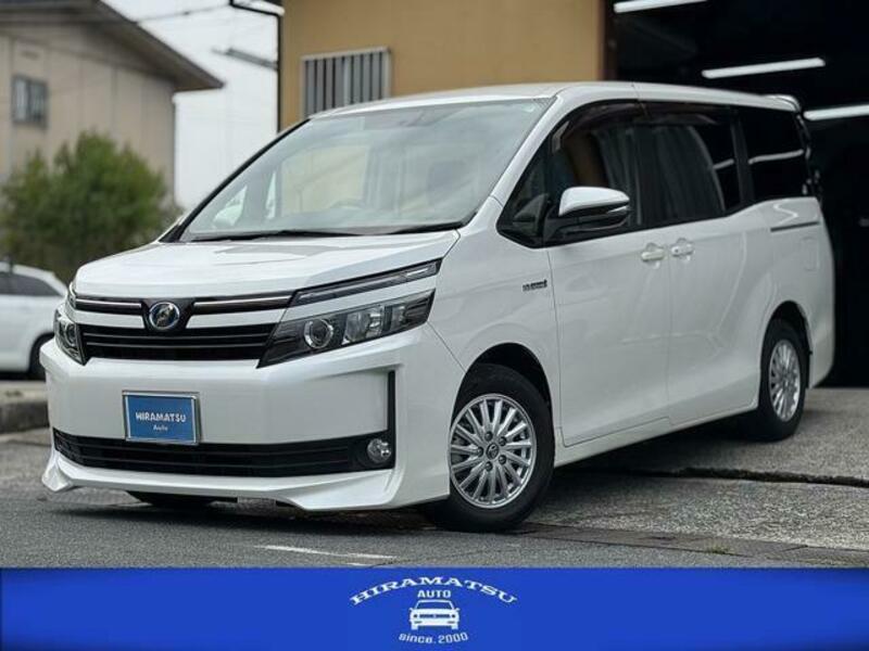 TOYOTA　VOXY