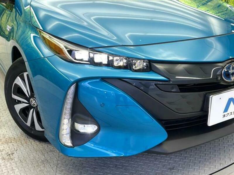 PRIUS PHV-12