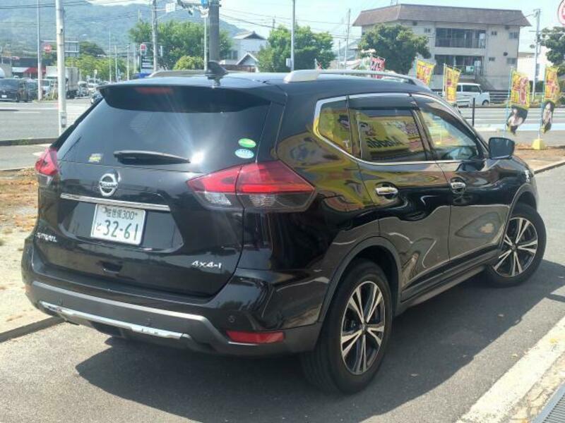 X-TRAIL-4