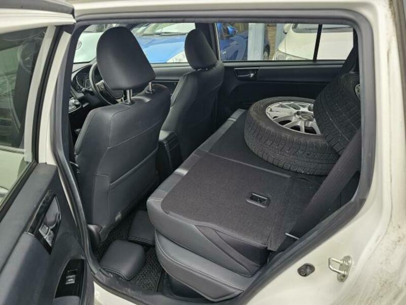 COROLLA FIELDER