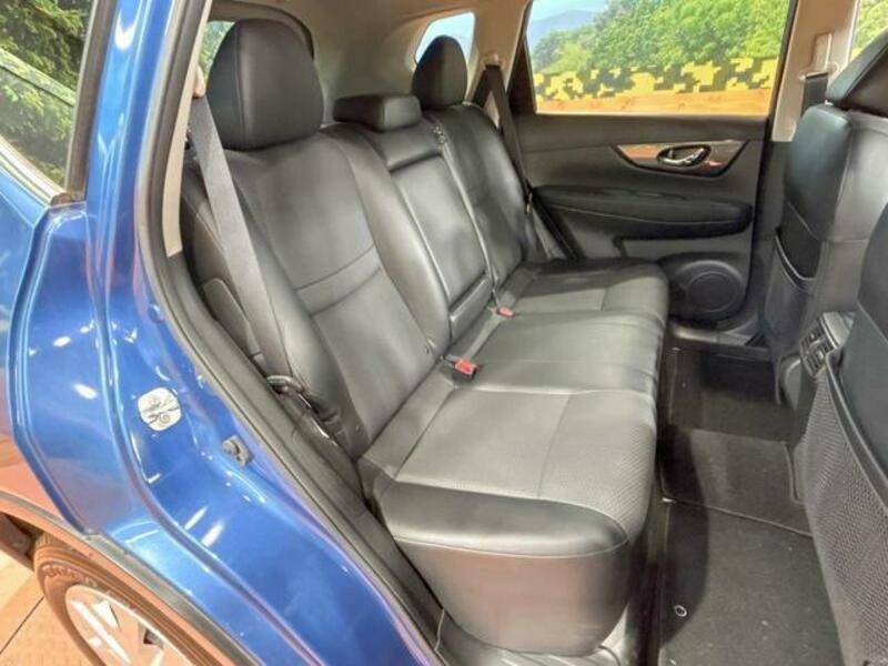 X-TRAIL-8