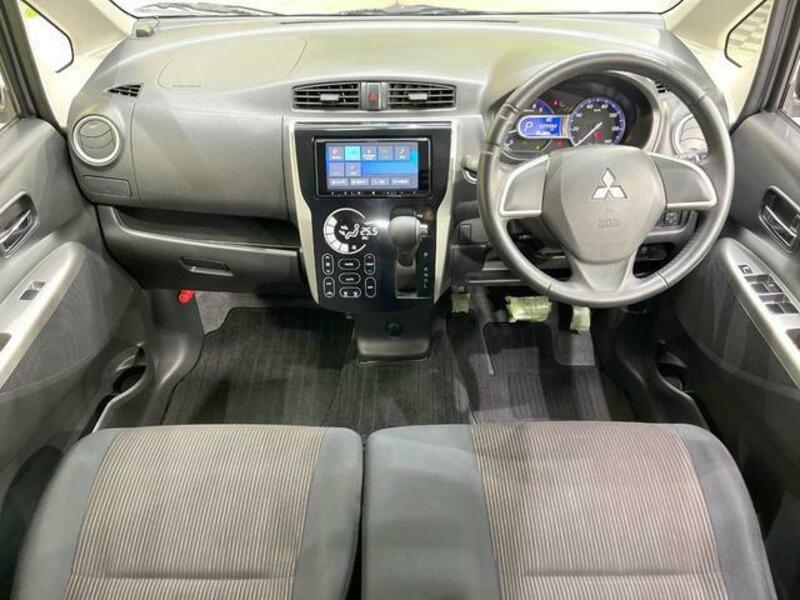 EK CUSTOM