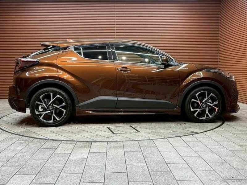 C-HR-15