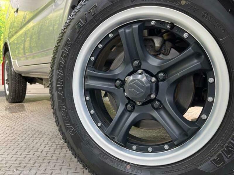 JIMNY-12