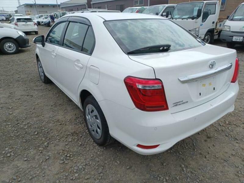 COROLLA AXIO