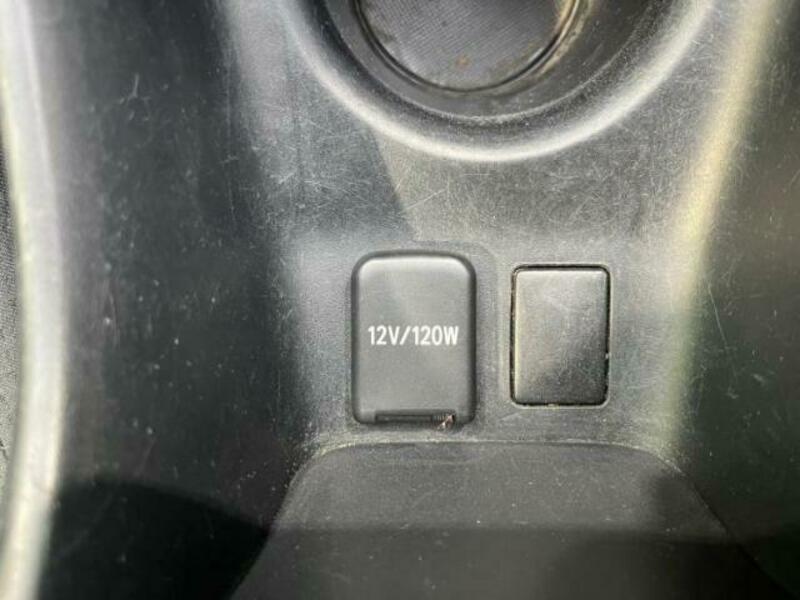 PRIUS-12